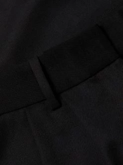 Nili Lotan Ella Pleated Virgin Wool Shorts -Nili Lotan And Workman Publishing Sales unnamed file 911